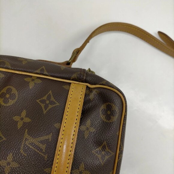 Authentic Louis Vuitton Trocadero 30 Brown Monogram Crossbody Bag mon780-110925 - Picture 7 of 16